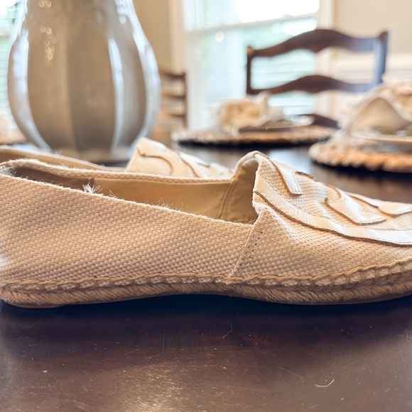 Tory Burch Canvas & Jute Espadrilles - Cream, Neutral - sz 7 - Lightly Worn - Picture 7 of 9